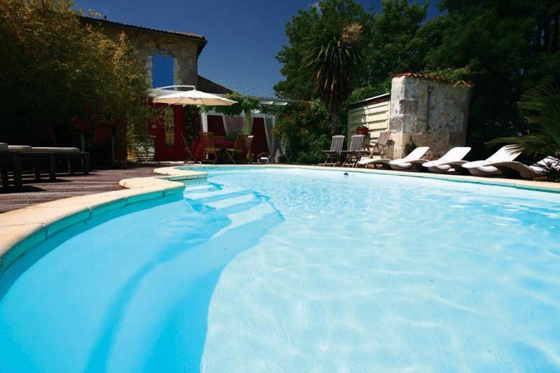 L'Hedoniste Hotell Chérac Exteriör bild