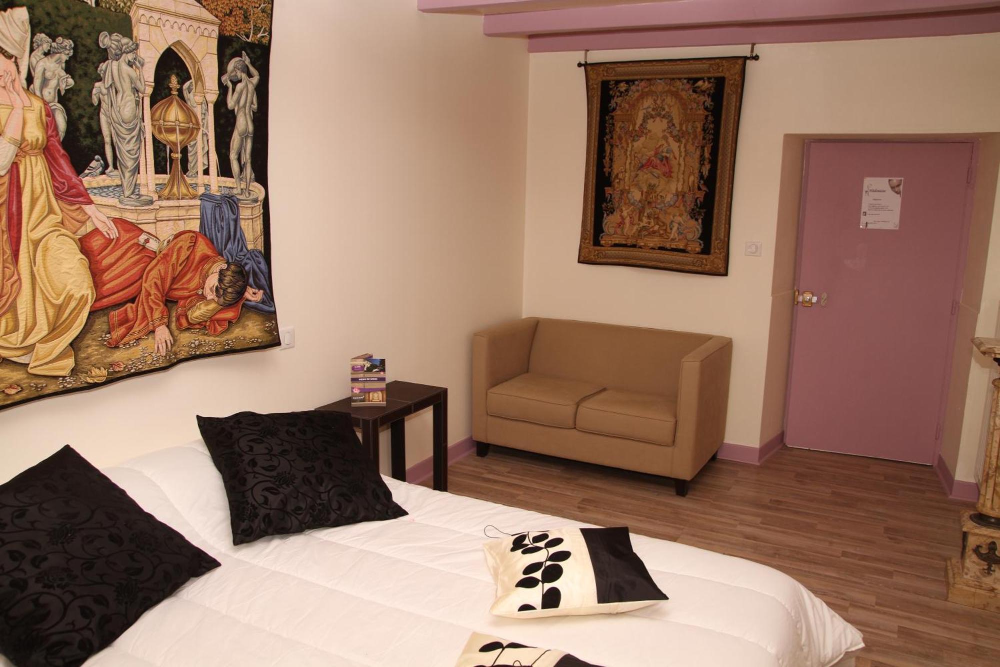 L'Hedoniste Hotell Chérac Exteriör bild