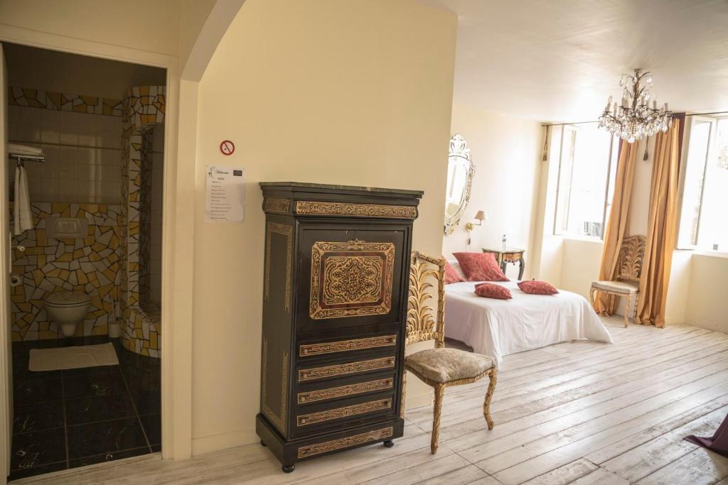 L'Hedoniste Hotell Chérac Exteriör bild