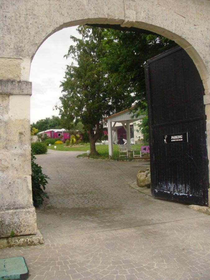 L'Hedoniste Hotell Chérac Exteriör bild