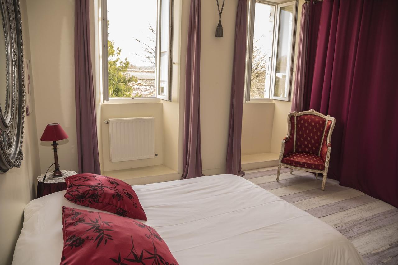 L'Hedoniste Hotell Chérac Exteriör bild